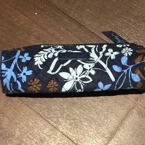 Cosmetic bag